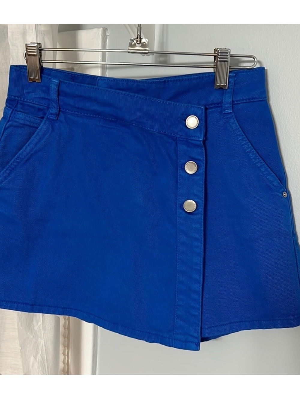 Zara Women’s Bright Blue Button-Front Denim Skort